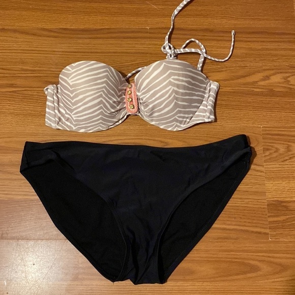 Ninety Six Degrees Bikini Bathing Suit size Large (CE) - Picture 2 of 4